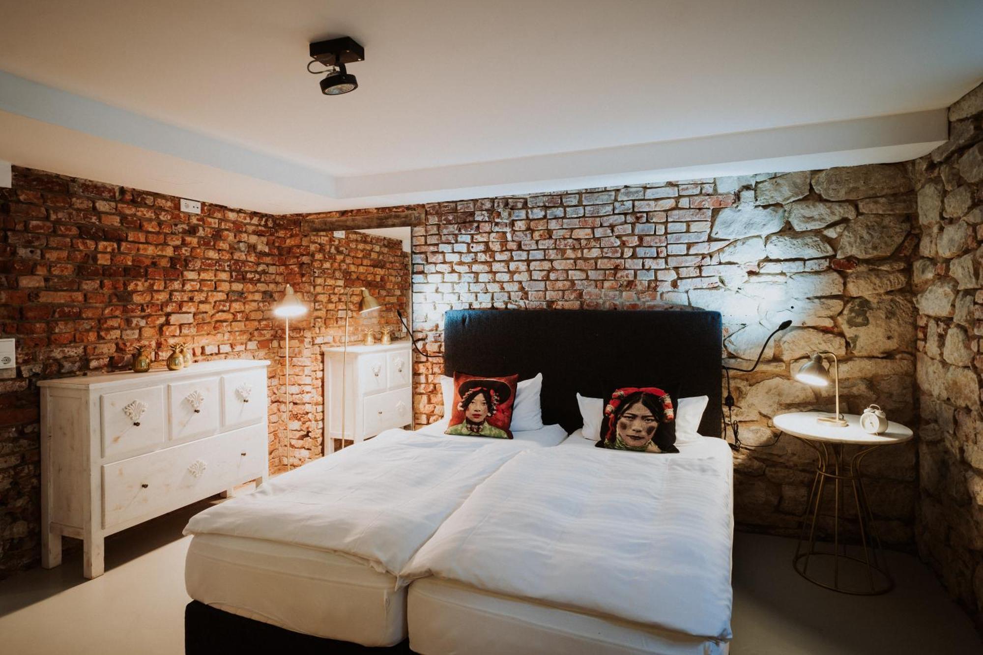Antik-Hotel Eichenhof Bad Salzuflen Exteriör bild
