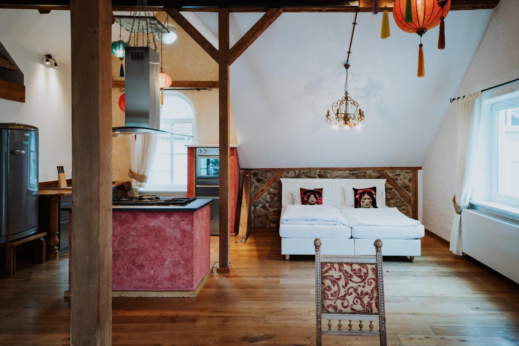 Antik-Hotel Eichenhof Bad Salzuflen Exteriör bild
