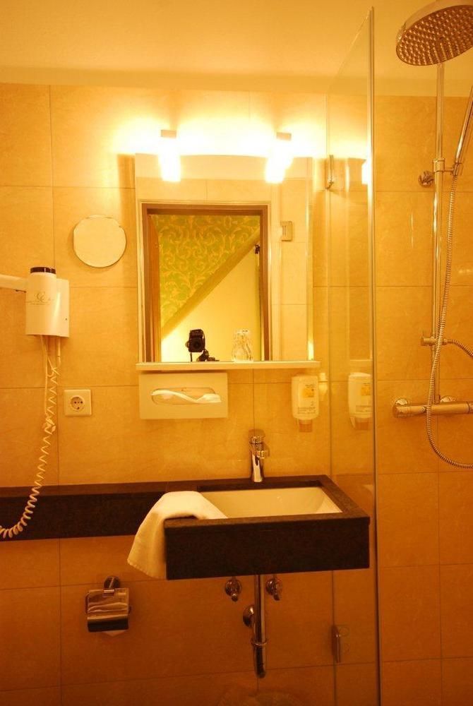 Antik-Hotel Eichenhof Bad Salzuflen Exteriör bild